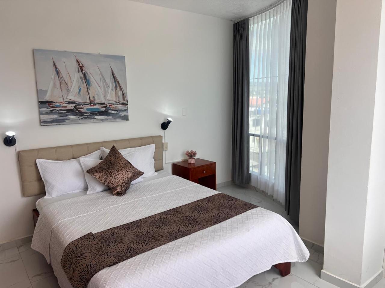 Carliza Hotel Puerto Ayora (Galapagos Islands)
